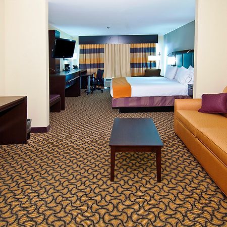 Holiday Inn Express & Suites Jackson/Pearl International Airport Екстер'єр фото