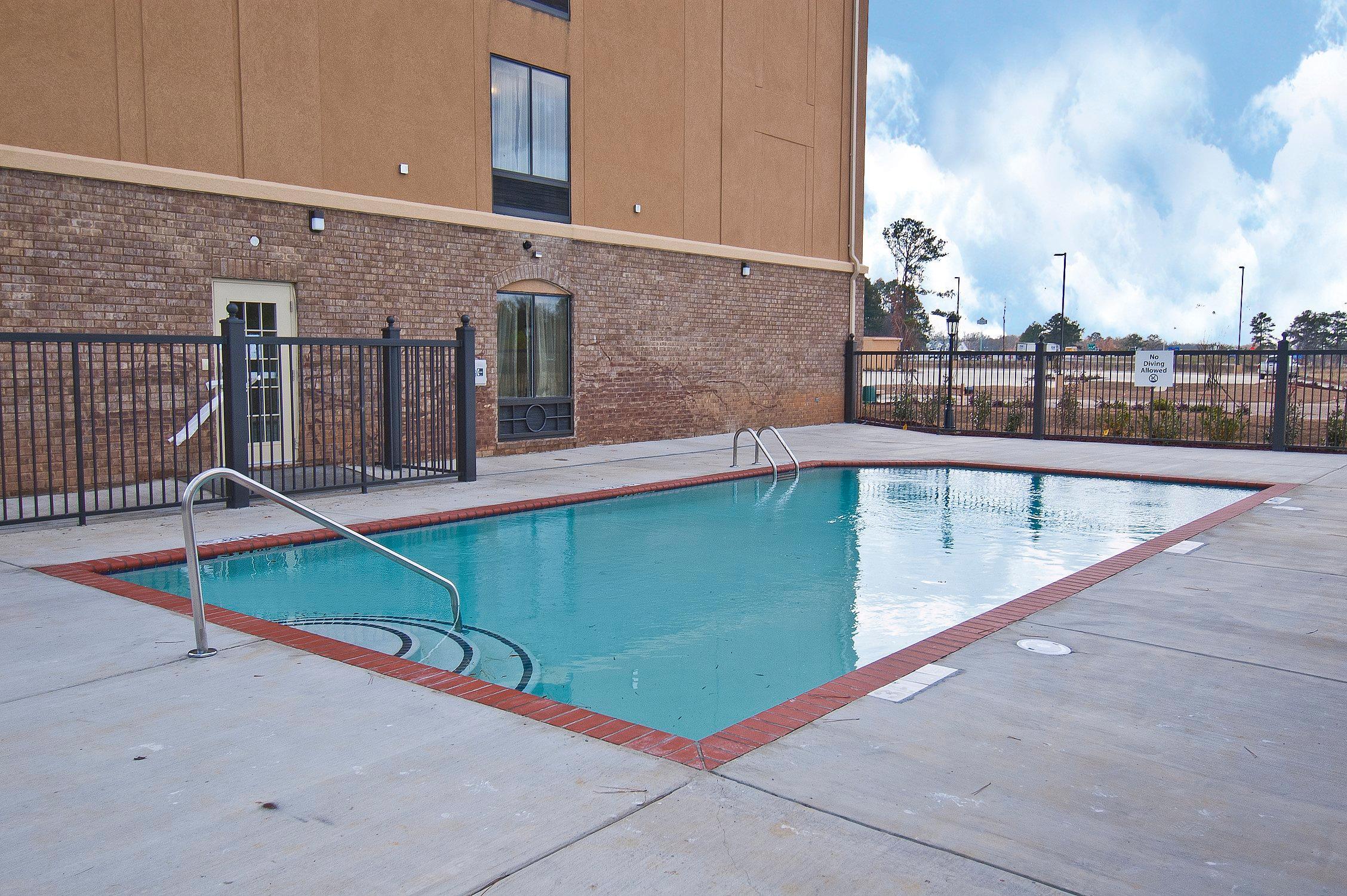 Holiday Inn Express & Suites Jackson/Pearl International Airport Екстер'єр фото
