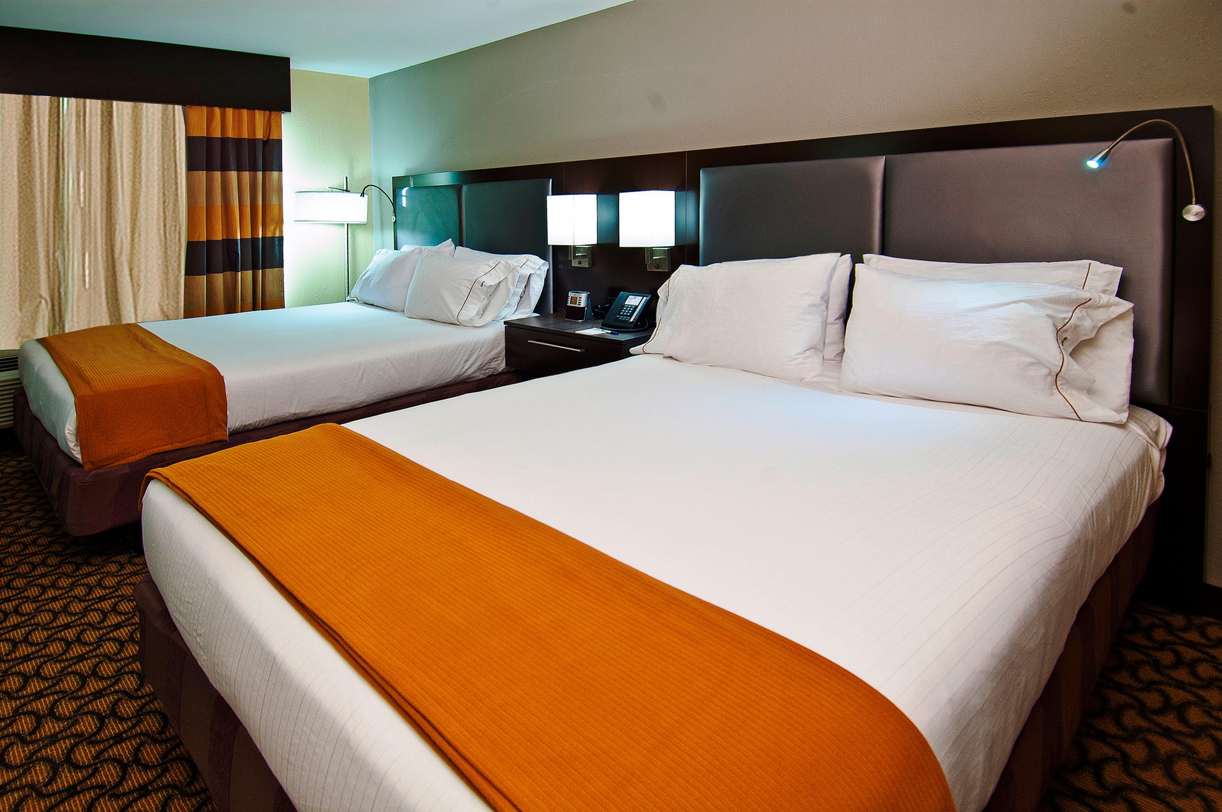 Holiday Inn Express & Suites Jackson/Pearl International Airport Екстер'єр фото