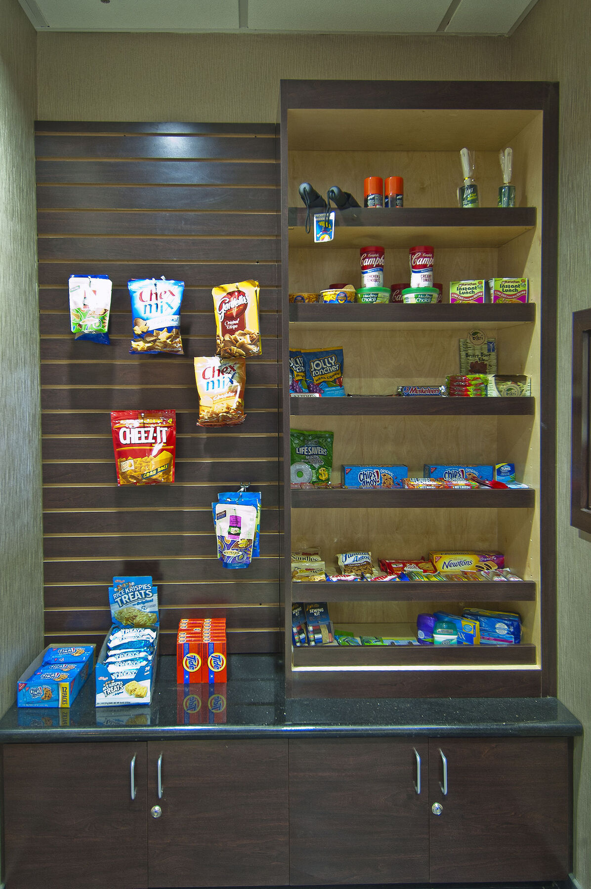 Holiday Inn Express & Suites Jackson/Pearl International Airport Екстер'єр фото